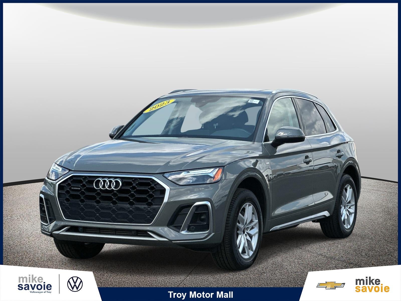 2023 Audi Q5 S line Premium 45 TFSI quattro in Gray — front three-quarter view